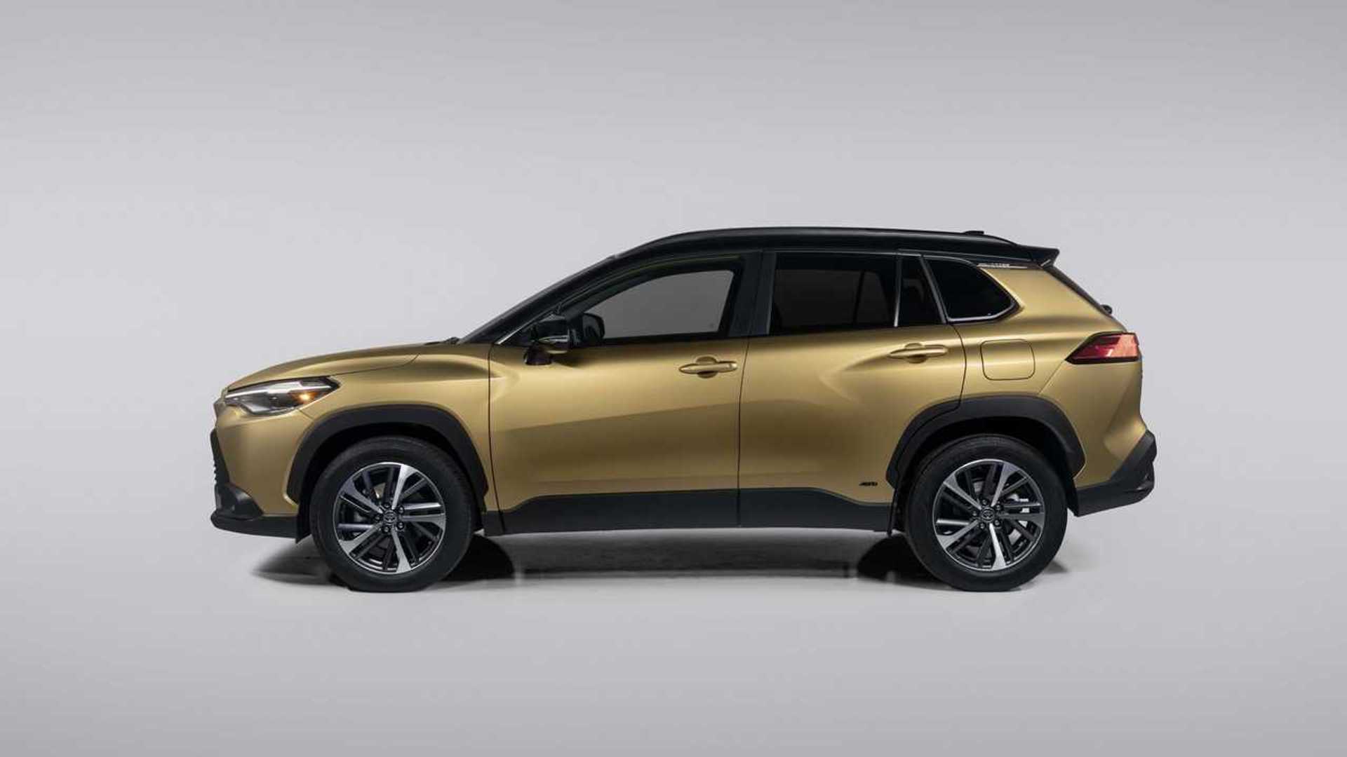 مواصفات أداء تويوتا كورولا كروس هايبرد 2023 وأسعارها في السعودية مواصفات أداء تويوتا كورولا كروس هايبرد 2023 وأسعارها في السعودية 5