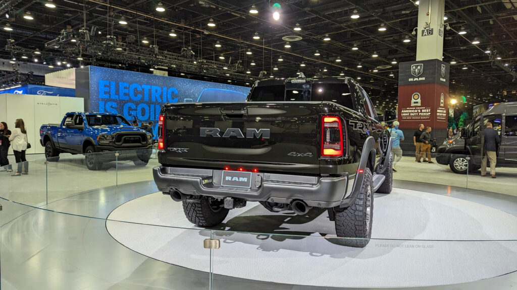 ملخص معرض ديترويت الدولي للسيارات لعام 2023 "أهم السيارات الجديدة" ملخص معرض ديترويت الدولي للسيارات لعام 2023 "أهم السيارات الجديدة" 5