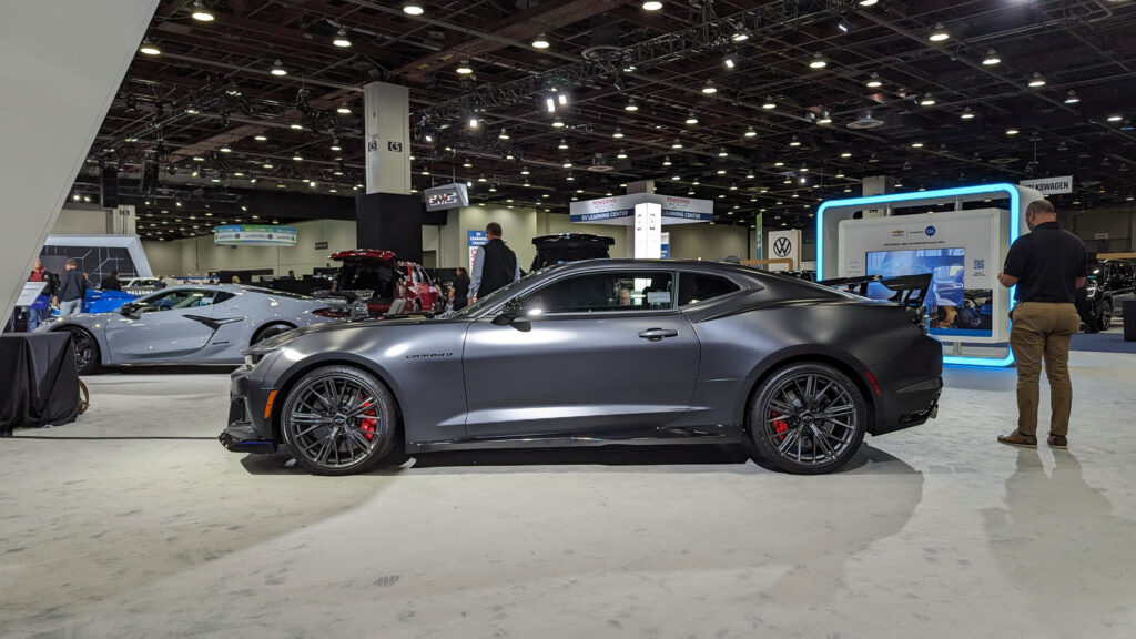 ملخص معرض ديترويت الدولي للسيارات لعام 2023 "أهم السيارات الجديدة" شيفروليه كامارو بإصدار كوليكتور النهائي