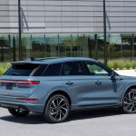 لينكولن-كورسير-2023-فيس-ليفت-المربع-نت-2