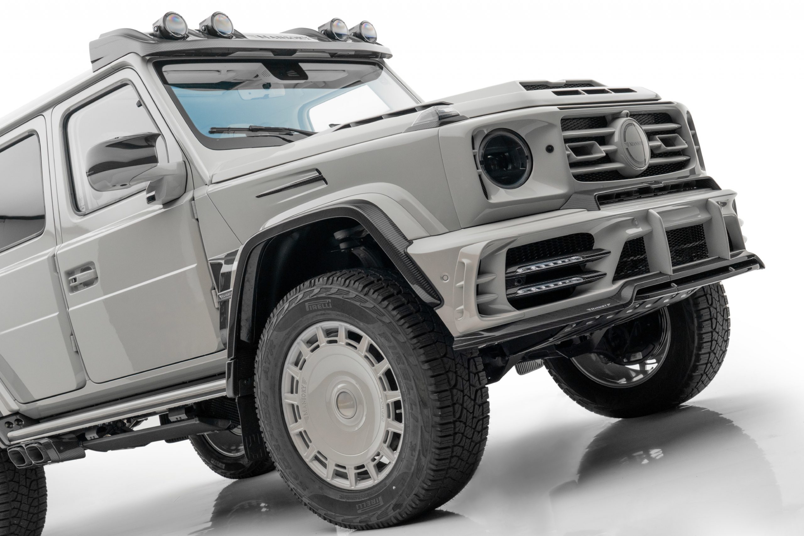 مرسيدس AMG G63 4X4 تحصل على إصدار حصري من مانسوري الألمانية بقوة 850 حصان مرسيدس AMG G63 4X4 تحصل على إصدار حصري من مانسوري الألمانية بقوة 850 حصان 13