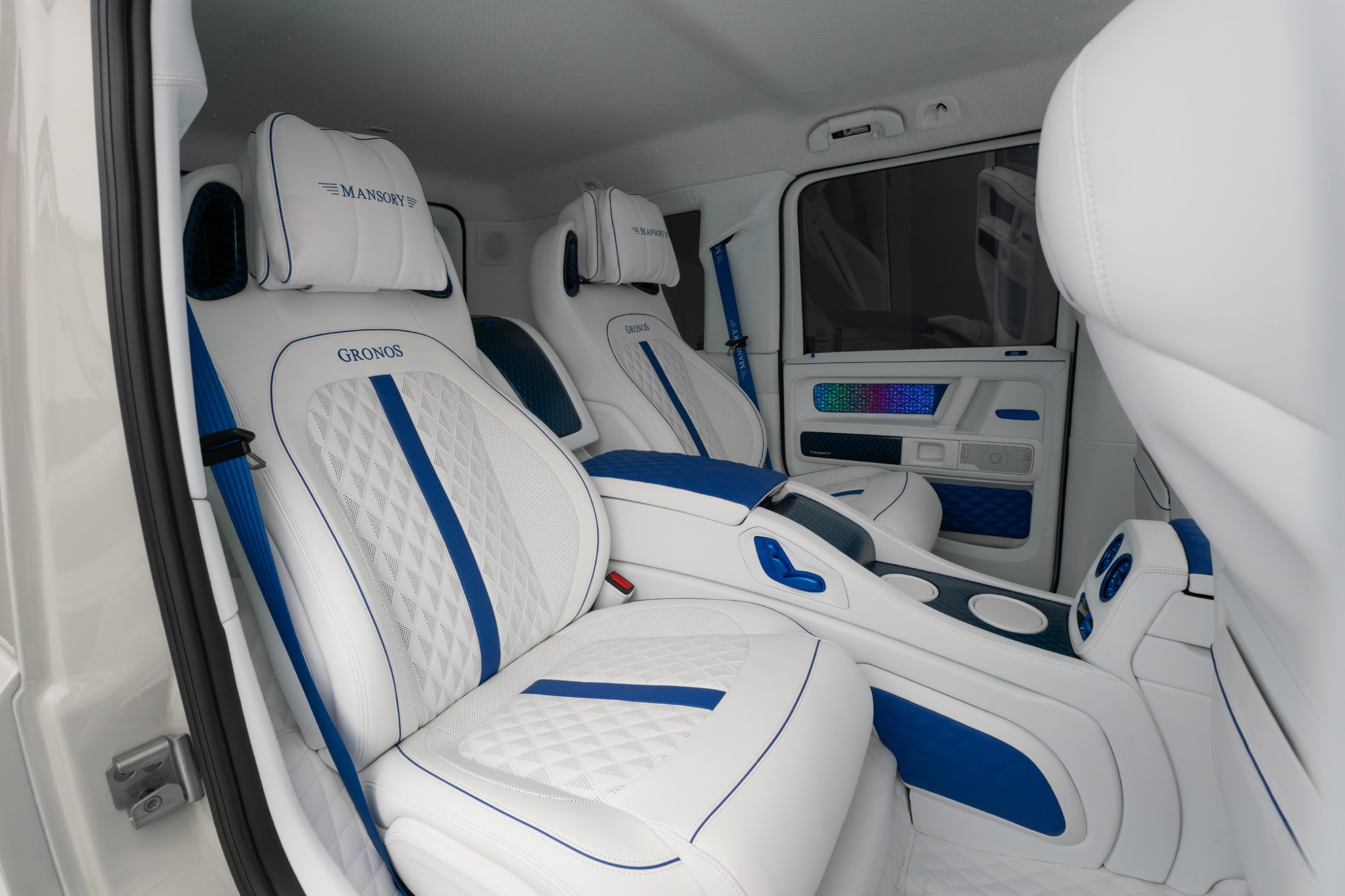 مرسيدس AMG G63 4X4 تحصل على إصدار حصري من مانسوري الألمانية بقوة 850 حصان مرسيدس AMG G63 4X4 تحصل على إصدار حصري من مانسوري الألمانية بقوة 850 حصان 5