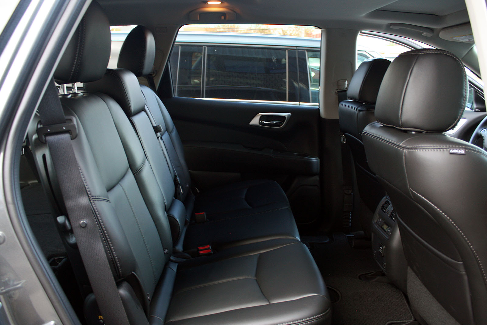 نيسان باثفايندر 2018: كم سعر الـ SUV اليابانية في السعودية؟ نيسان باثفايندر 2018: كم سعر الـ SUV اليابانية في السعودية؟ 4