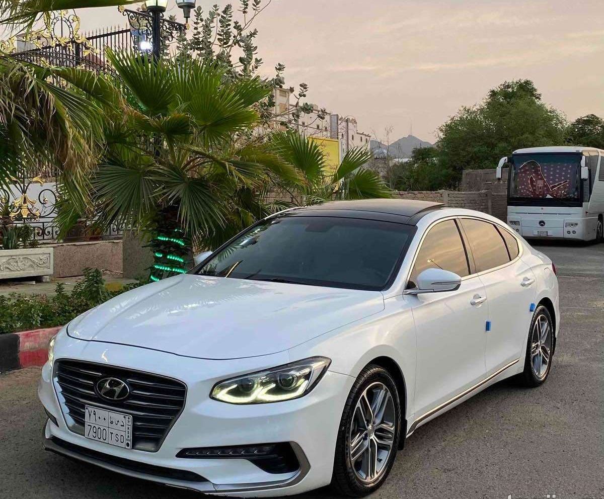 كم سعر هيونداي ازيرا 2018 وأين تشتريها في السوق السعودي؟ كم سعر هيونداي ازيرا 2018 وأين تشتريها في السوق السعودي؟ 3