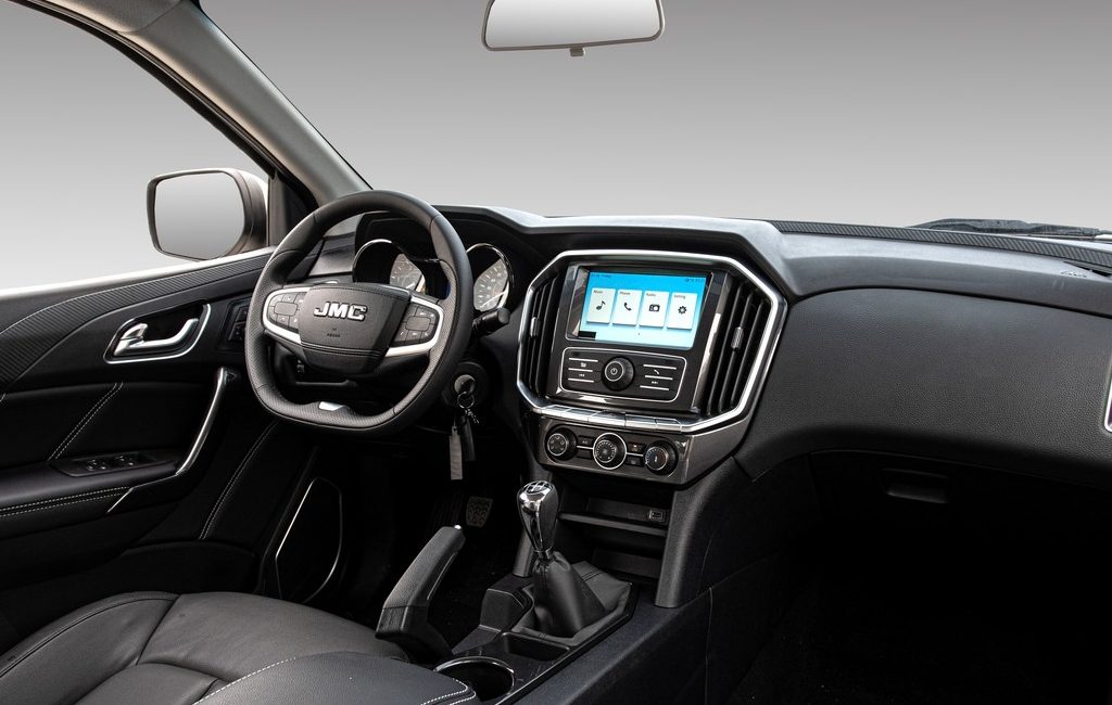 ما الفرق بين جاي ام سي فيقاس و فيقاس بلس: أبرز 5 نقاط للتفريق بين بيك اب JMC ما الفرق بين جاي ام سي فيقاس و فيقاس بلس: أبرز 5 نقاط للتفريق بين بيك اب JMC 3