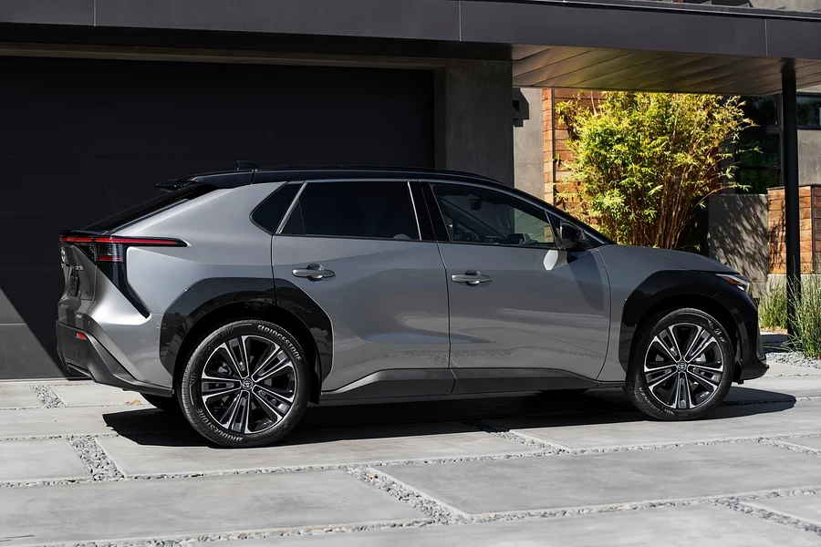 تويوتا ولكزس تنضمان رسمياً لشبكة الشواحن الكهربائية الفائقة لتيسلا تويوتا ولكزس تنضمان رسمياً لشبكة الشواحن الكهربائية الفائقة لتيسلا 2