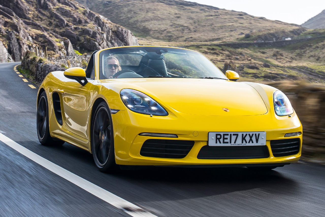 تعرف على أسرع 10 سيارات في العالم بمحركات 4 سلندر تعرف على أسرع 10 سيارات في العالم بمحركات 4 سلندر 9