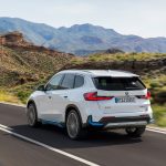 بي-ام-دبليو-x1-و-ix-2023-المربع-نت-37