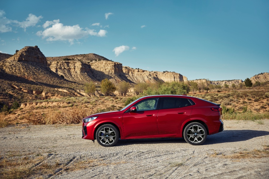 بي-ام-دبليو-x2-ix2-2024المربع-نت-26