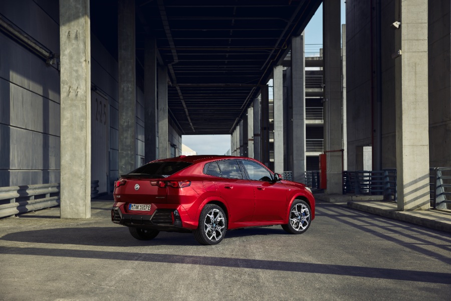 بي-ام-دبليو-x2-ix2-2024المربع-نت-28