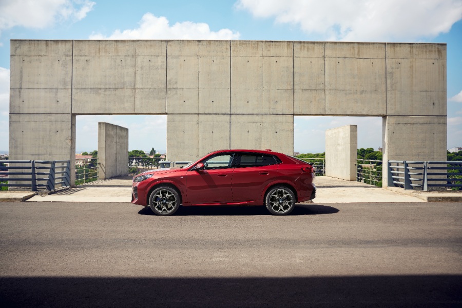 بي-ام-دبليو-x2-ix2-2024المربع-نت-29