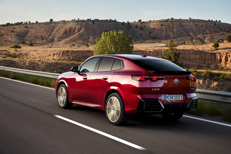 بي-ام-دبليو-x2-ix2-2024المربع-نت-42