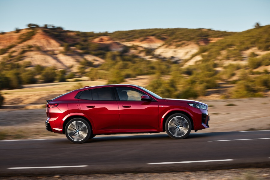 بي-ام-دبليو-x2-ix2-2024المربع-نت-43