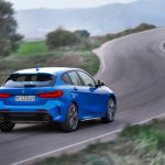 بي-ام-دبليو-الفئة-الأولى-2023-المربع-نت-15