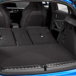 بي-ام-دبليو-الفئة-الأولى-2023-المربع-نت-27