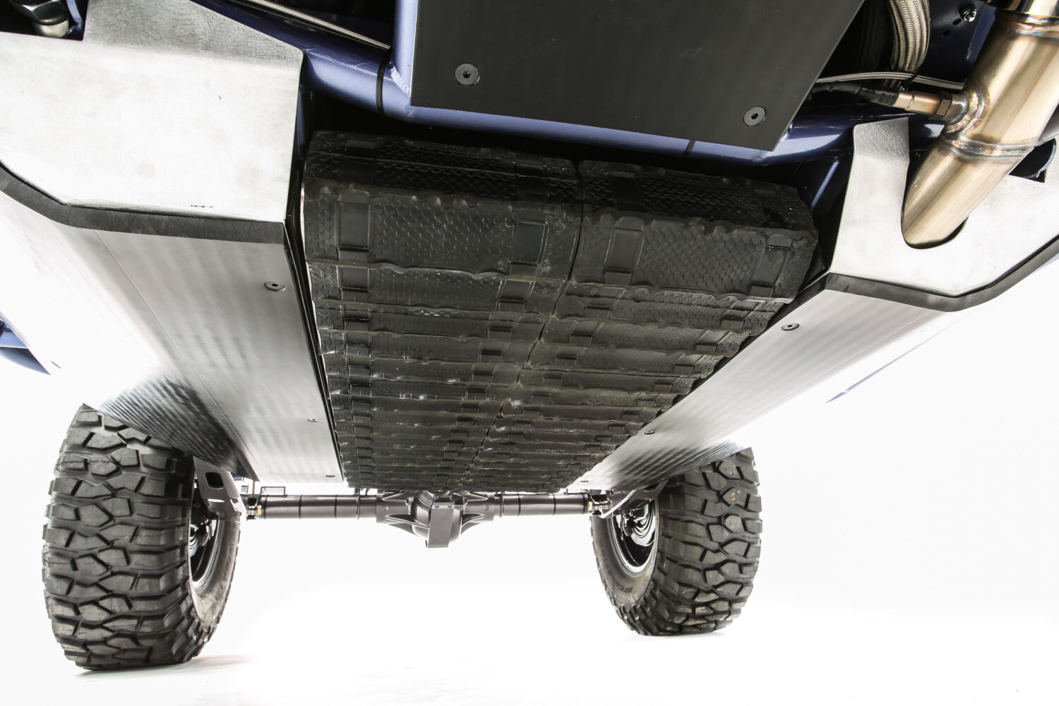 تويوتا تدشن FJ بروزر الاختبارية بتعديلات فائقة للطرق الوعرة و محرك V8 من سيارة ناسكار تويوتا تدشن FJ بروزر الاختبارية بتعديلات فائقة للطرق الوعرة و محرك V8 من سيارة ناسكار 7