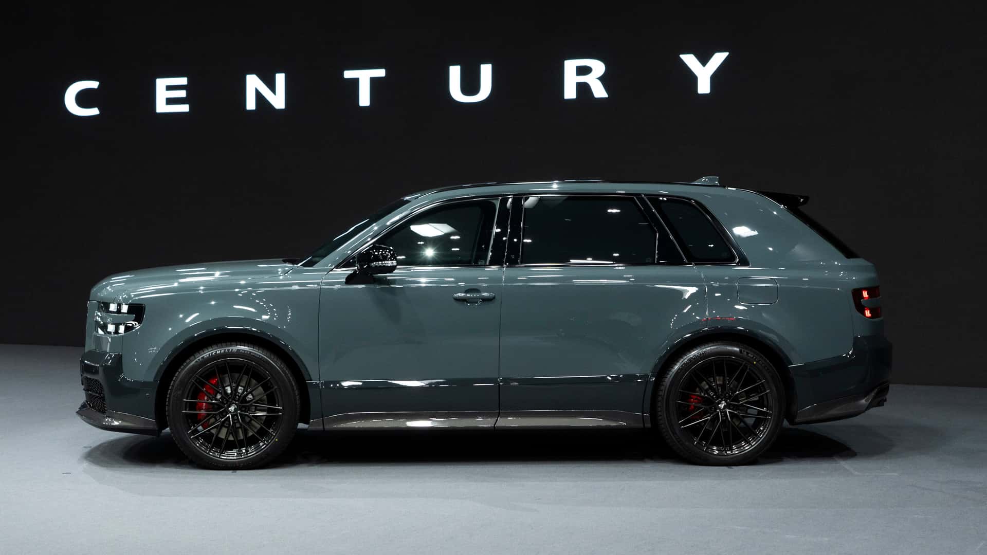 رئيس تويوتا يرى أن سنشري SUV الفاخرة الجديدة ستكون جذابة للشباب بشكل خاص تويوتا سنشري SUV