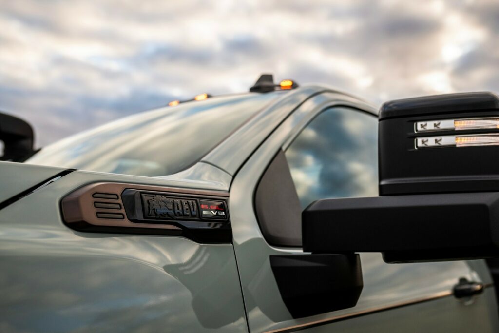 جي ام سي سييرا تحصل على نسخة اختبارية فائقة للطرقات الوعرة والأعمال الشاقة جي ام سي سييرا تحصل على نسخة اختبارية فائقة للطرقات الوعرة والأعمال الشاقة 6