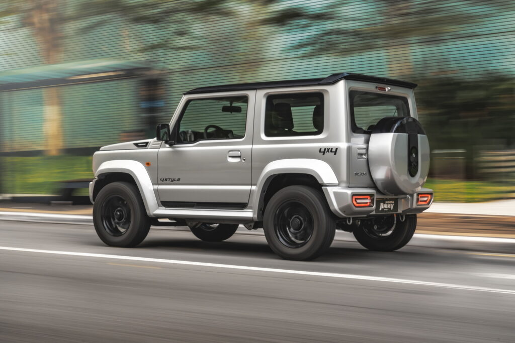 سوزوكي جمني تحصل على أفخم إصدار رسمي في تاريخها سوزوكي جمني تحصل على أفخم إصدار رسمي في تاريخها 6