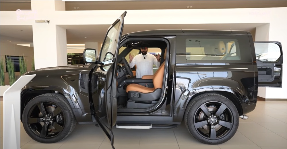 لاندروفر ديفندر “أيقونة المغامرة”.. تعرف على فئات (90 و110 و130) موديل 2023 #على_السريع لاندروفر ديفندر “أيقونة المغامرة”.. تعرف على فئات (90 و110 و130) موديل 2023 #على_السريع 3