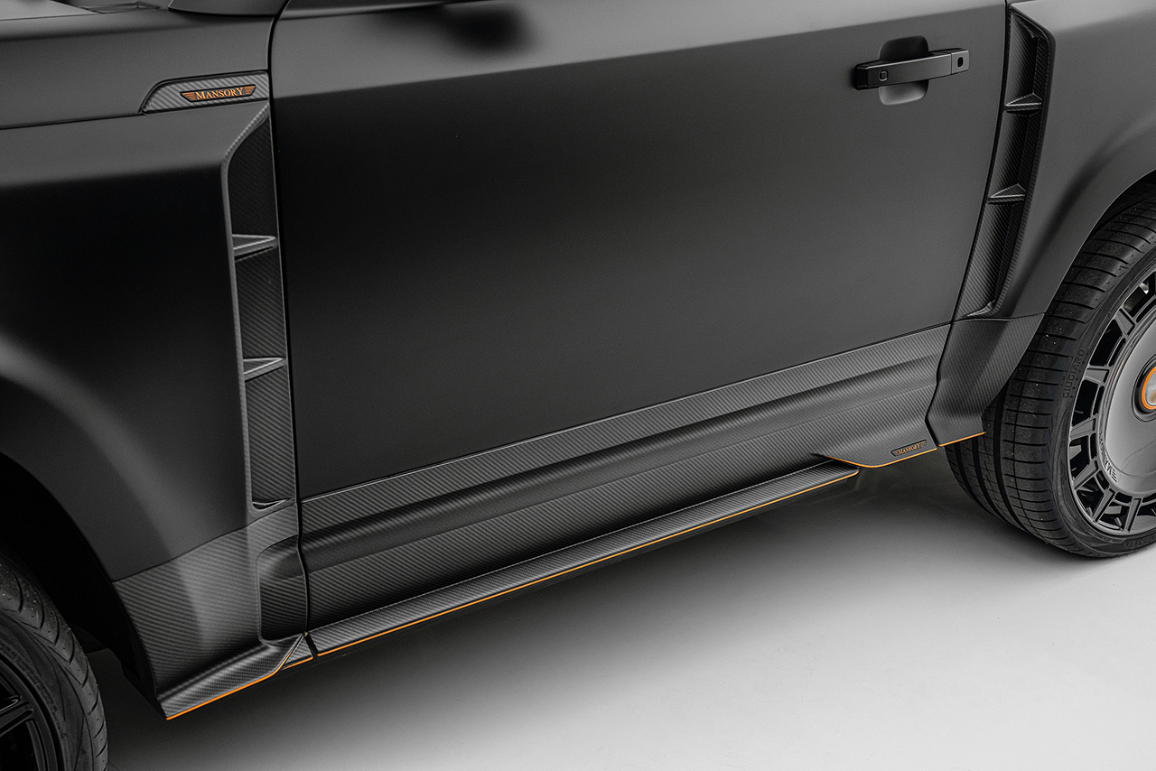 لاندروفر ديفندر تحصل على إصدار أسود جذاب من مانسوري بقوة 650 حصان لاندروفر ديفندر تحصل على إصدار أسود جذاب من مانسوري بقوة 650 حصان 11