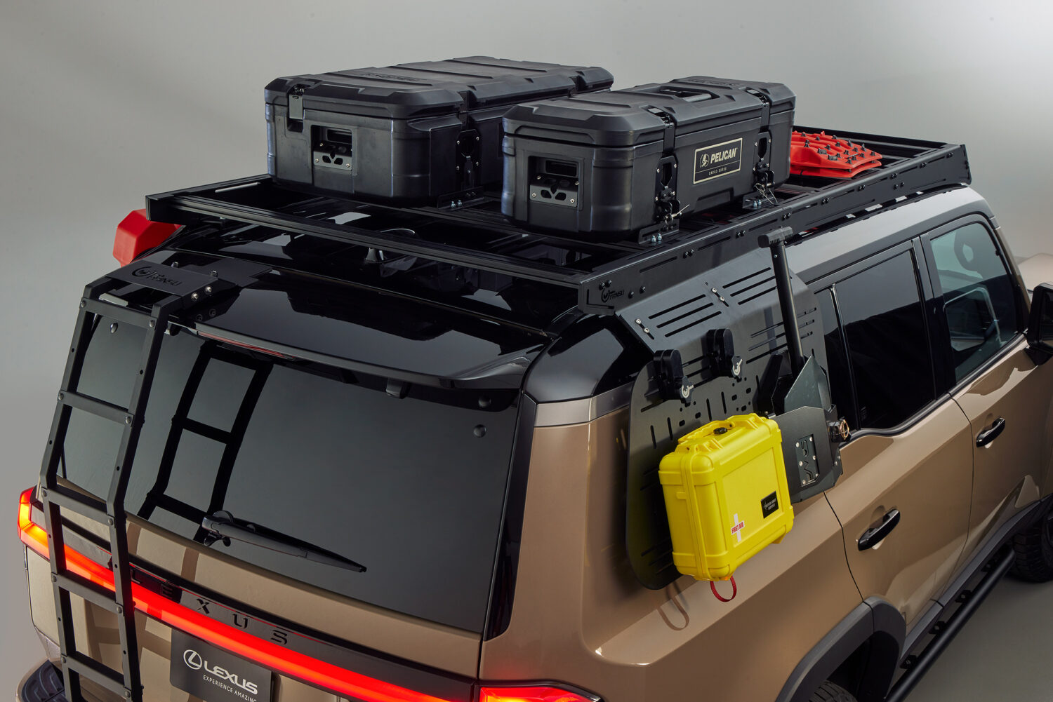 لكزس تدشن 3 إصدارات جديدة للطرقات الوعرة لسيارتي LX و GX لكزس تدشن 3 إصدارات جديدة للطرقات الوعرة لسيارتي LX و GX 2