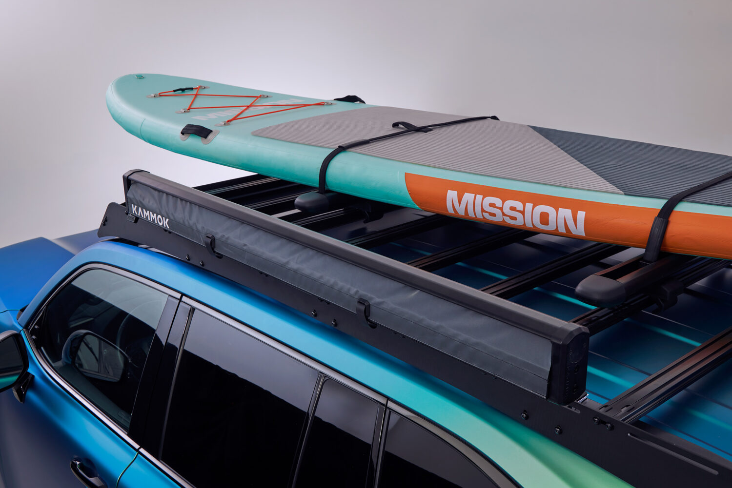 لكزس تدشن 3 إصدارات جديدة للطرقات الوعرة لسيارتي LX و GX لكزس تدشن 3 إصدارات جديدة للطرقات الوعرة لسيارتي LX و GX 10