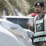 "المرور": وقوف المركبة بالأماكن الغير مخصصة مخالفة..وهذه غرامتها 1