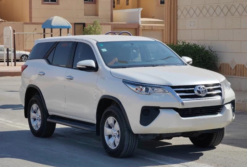 ما هي أسعار تويوتا فورتشنر 2016 للبيع في السوق السعودي؟ ما هي أسعار تويوتا فورتشنر 2016 للبيع في السوق السعودي؟ 6