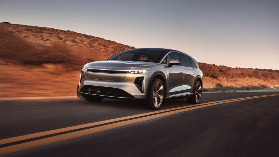 كم سعر لوسيد جرافيتي 2025 Lucid Gravity؟ إليكم مواصفاتها كاملة صور لوسيد جرافيتي 2025 Lucid Gravity