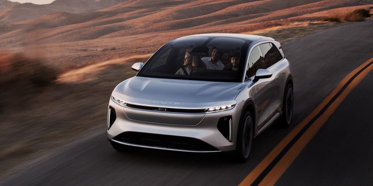 كم سعر لوسيد جرافيتي 2025 Lucid Gravity؟ إليكم مواصفاتها كاملة كم سعر لوسيد جرافيتي 2025 Lucid Gravity؟ إليكم مواصفاتها كاملة 13