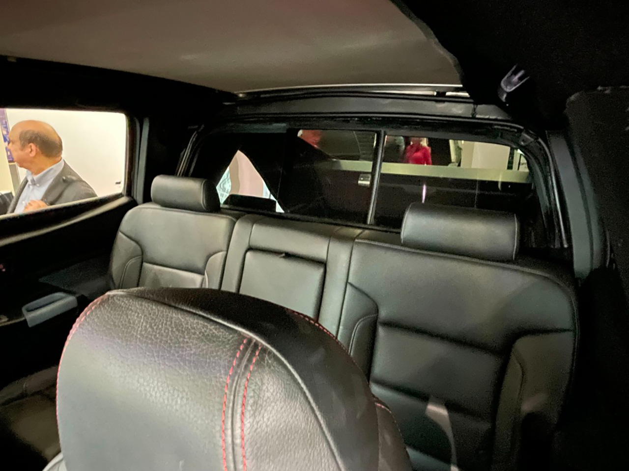 ايتكس روبوتراك هي شاحنة كهربائية جديدة كلياً لمنافسة تيسلا سايبرتراك ايتكس روبوتراك هي شاحنة كهربائية جديدة كلياً لمنافسة تيسلا سايبرتراك 11