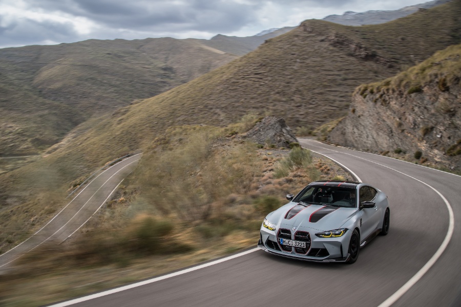 بي-ام-دبليو-m4-csl-المربع-نت-33