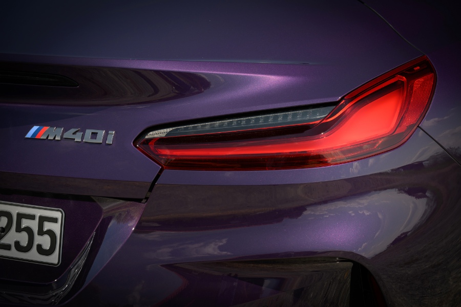 بي-ام-دبليو-z4-2023-المربع-نت-22