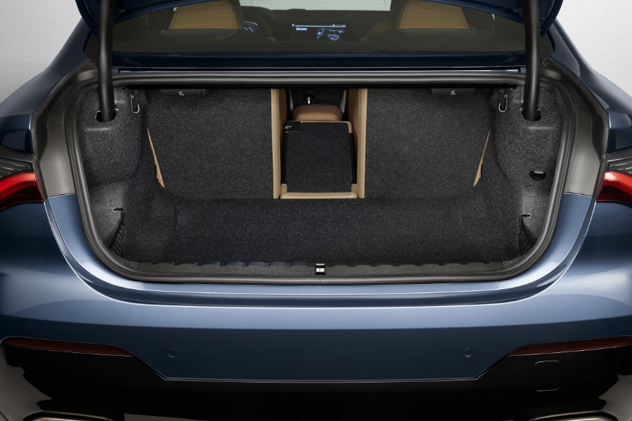 بي-ام-دبليو-الفئة-الرابعة-كوبيه-2023-44