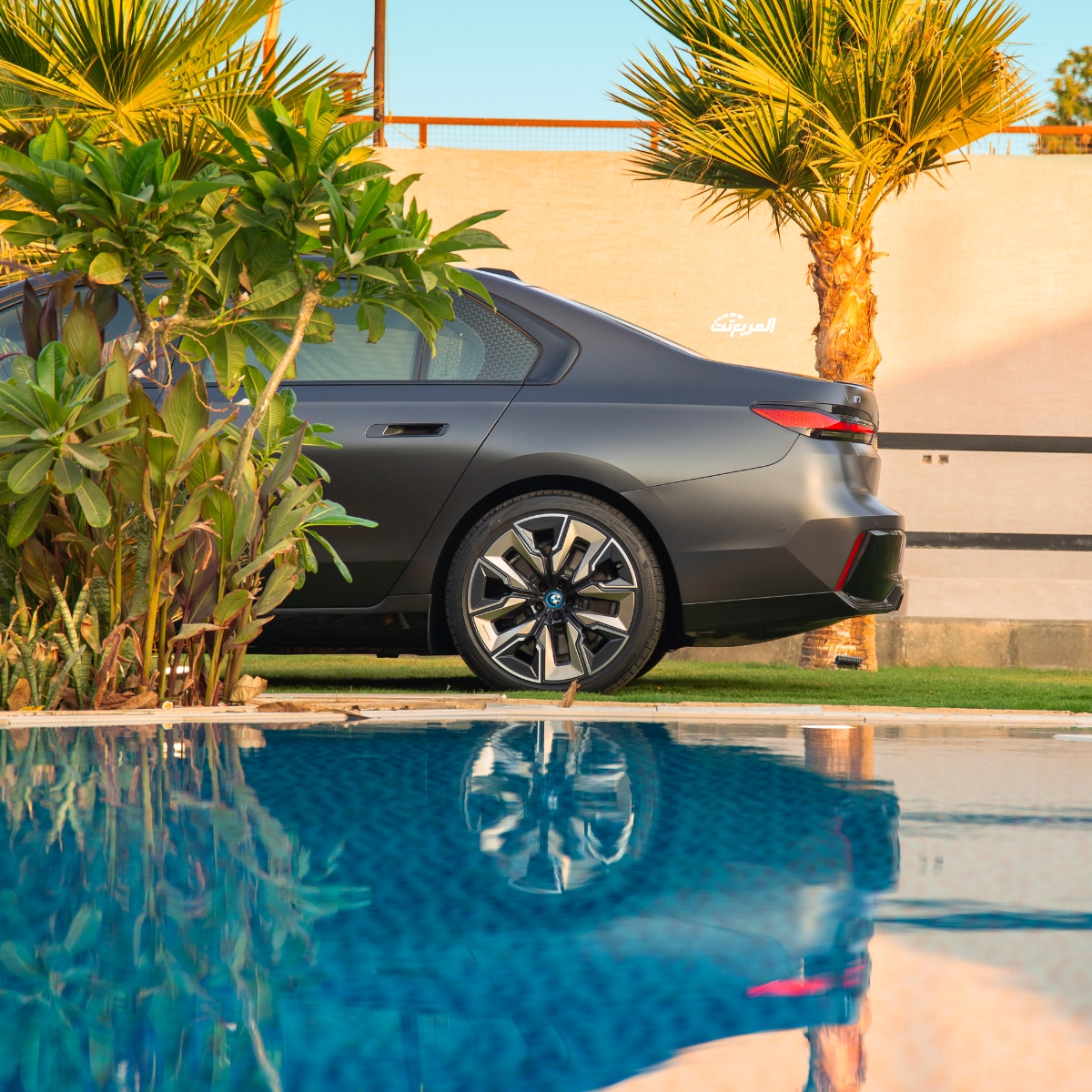 بي ام دبليو i7 "الفئة السابعة الكهربائية" في جلسة تصوير خاصة "57 صورة" BMW i7 2024 بي ام دبليو i7 "الفئة السابعة الكهربائية" في جلسة تصوير خاصة "57 صورة" BMW i7 2024 35