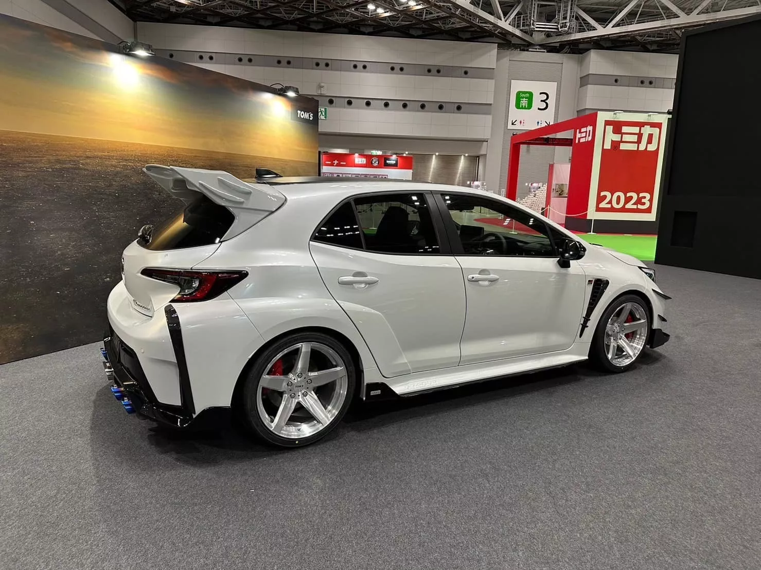 تدشين تويوتا GR كورولا في معرض سيما الأمريكي بتعديلات جريئة للخارجية تدشين تويوتا GR كورولا في معرض سيما الأمريكي بتعديلات جريئة للخارجية 2