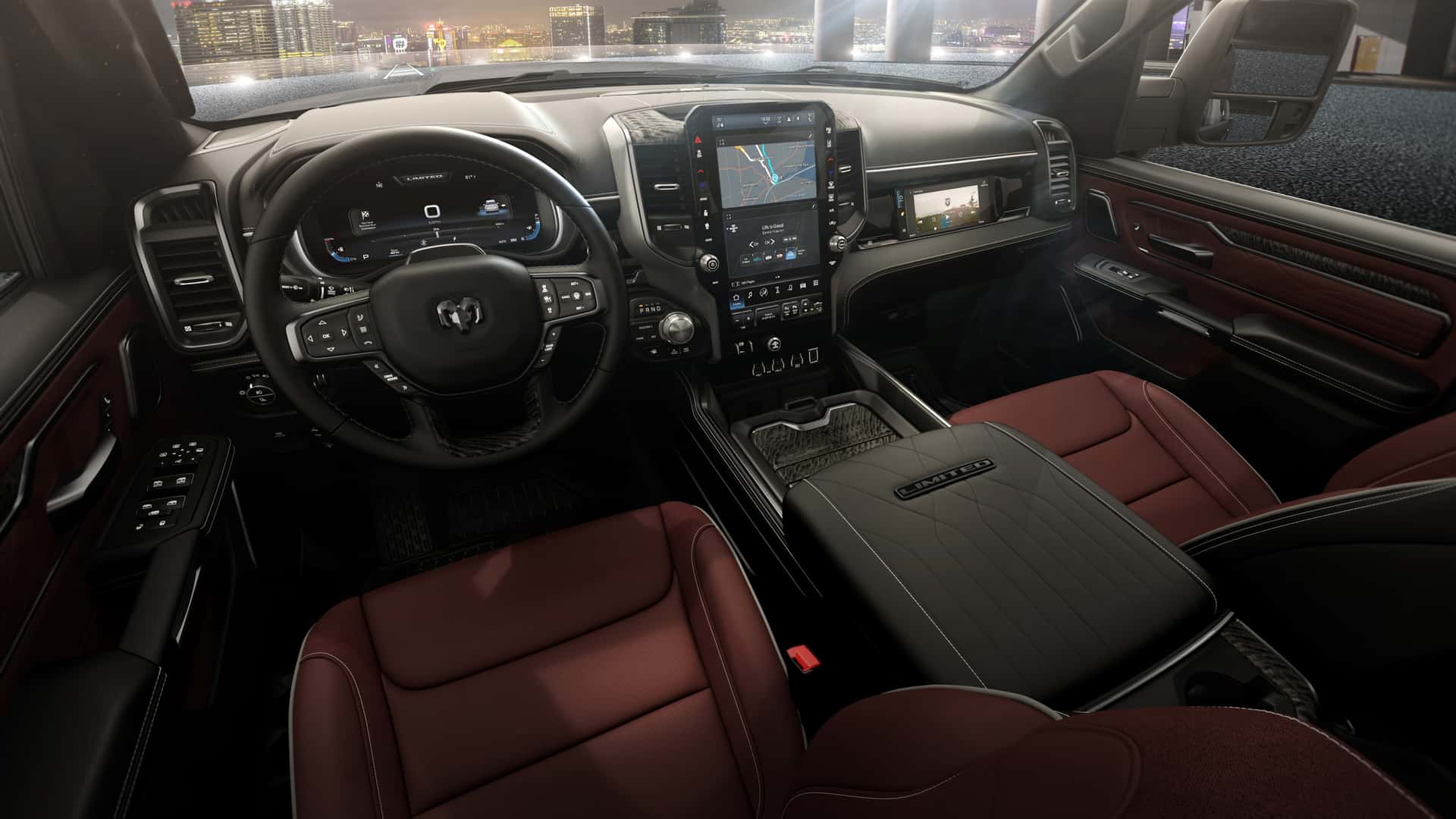 لماذا حصلت رام تشارجر 2025 الكهربائية الجديدة على محرك V6؟ 2