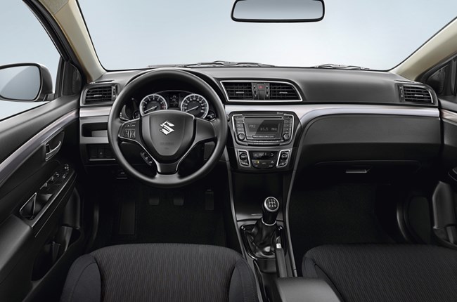 سوزوكي-سياز-2023-2024-المربع-نت-14