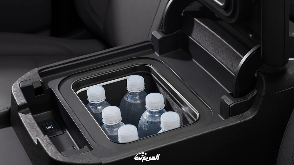 شيفروليه تاهو 2023 سيارة عائلية قوية بتصميم امريكي انيق تعرف عليها في السعودية شيفروليه تاهو 2023 ثلاجة المشروبات