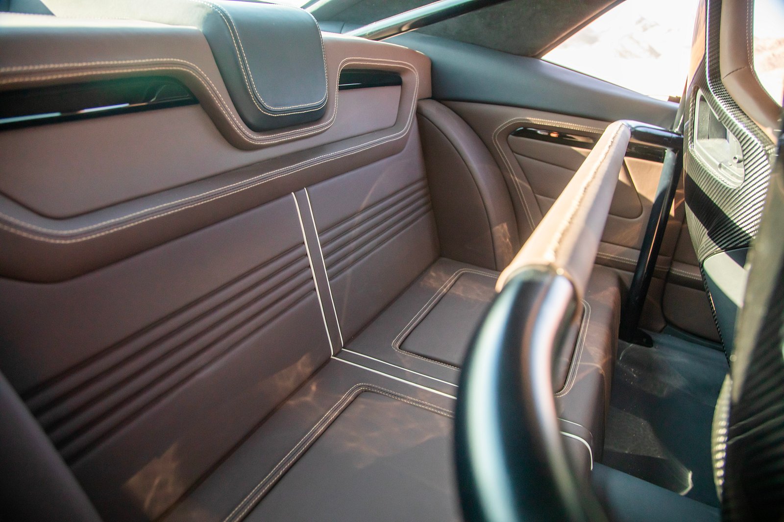 شيفروليه كامارو 1969 تعود للحياة بتعديلات عصرية رائعة وقوة 1,200 حصان شيفروليه كامارو 1969 تعود للحياة بتعديلات عصرية رائعة وقوة 1,200 حصان 4