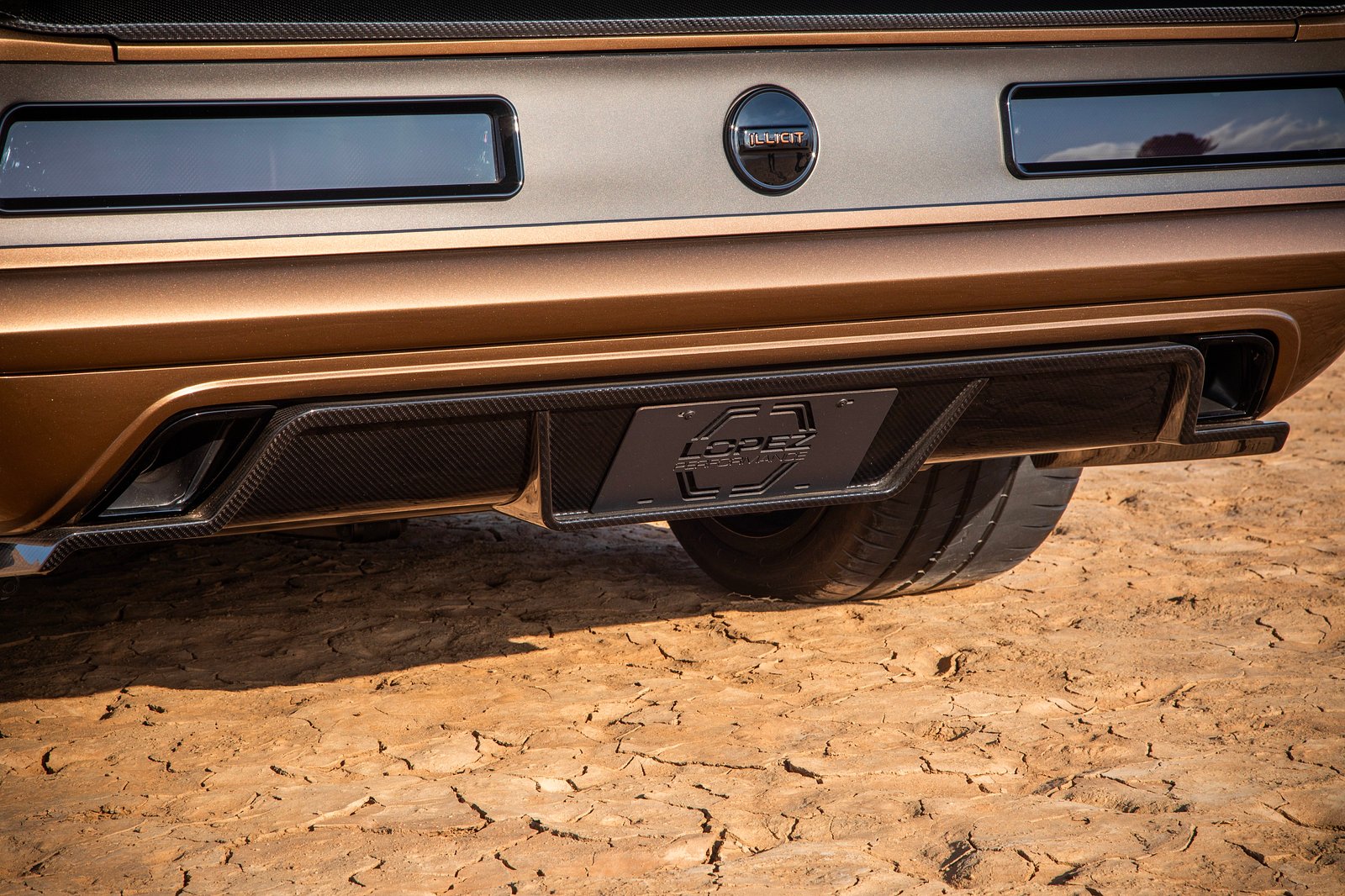 شيفروليه كامارو 1969 تعود للحياة بتعديلات عصرية رائعة وقوة 1,200 حصان شيفروليه كامارو 1969 تعود للحياة بتعديلات عصرية رائعة وقوة 1,200 حصان 6