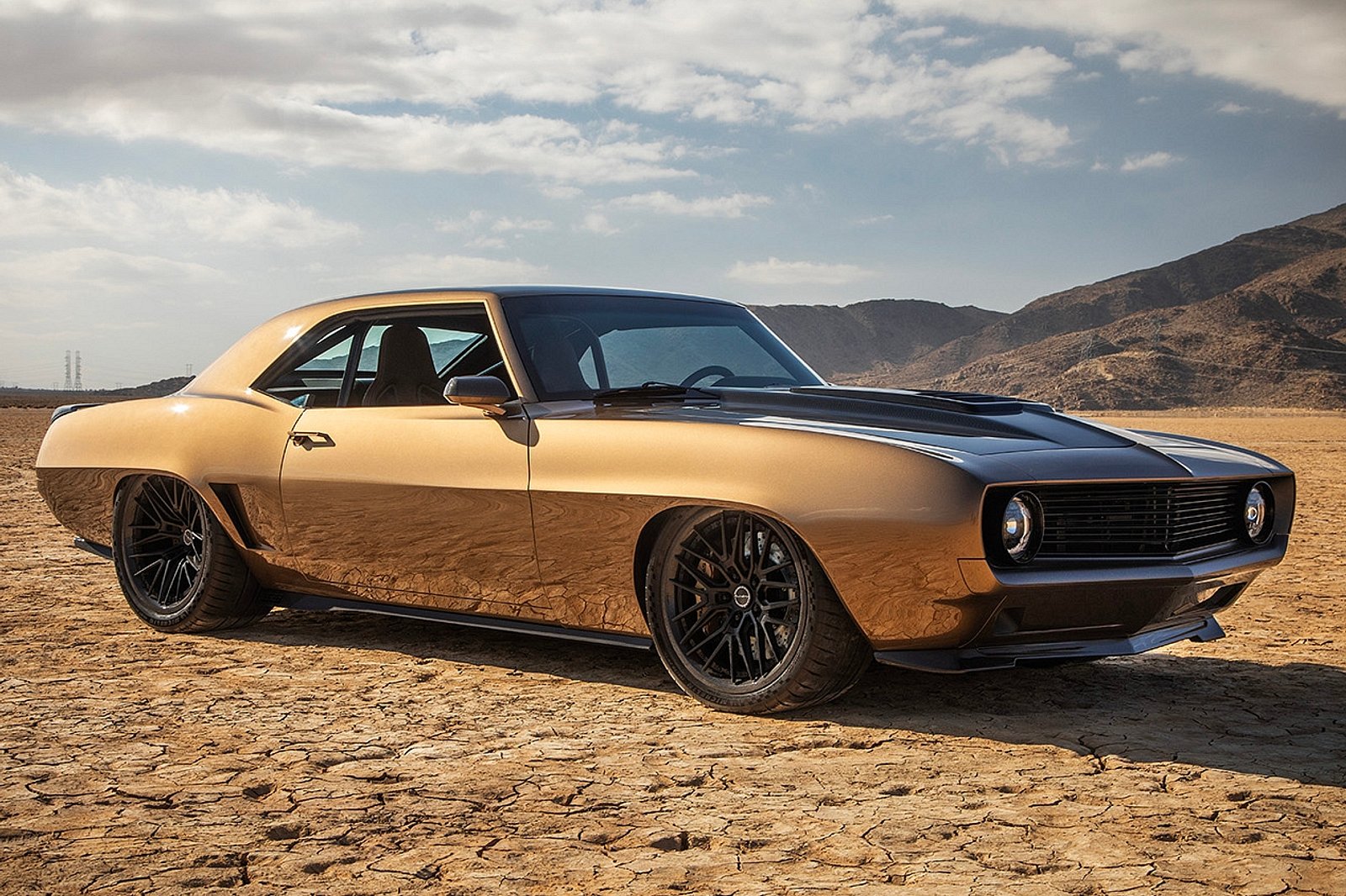 شيفروليه كامارو 1969 تعود للحياة بتعديلات عصرية رائعة وقوة 1,200 حصان شيفروليه كامارو 1969 تعود للحياة بتعديلات عصرية رائعة وقوة 1,200 حصان 2