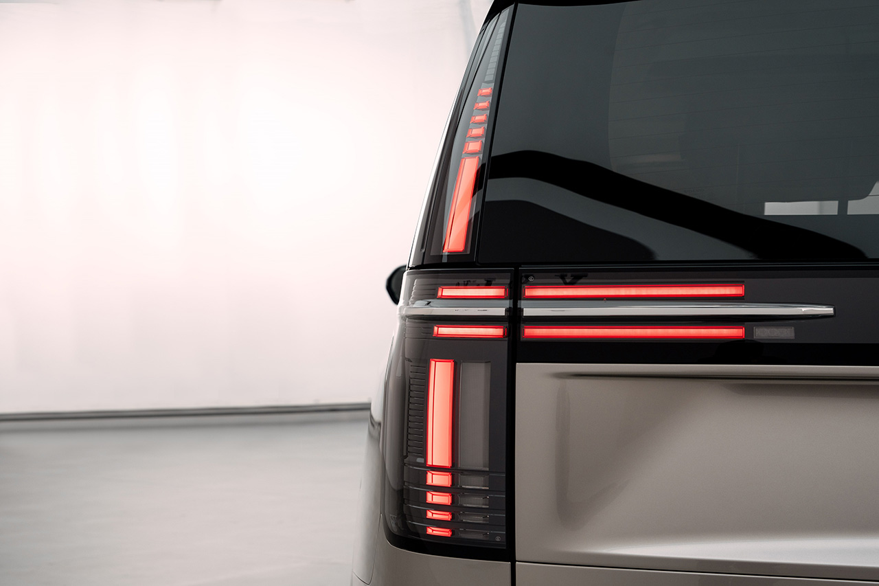 فولفو EM90 هي أول ميني فان كهربائية فاخرة للعلامة السويدية بمدى يتجاوز 730 كيلومتر! فولفو EM90 هي أول ميني فان كهربائية فاخرة للعلامة السويدية بمدى يتجاوز 730 كيلومتر! 5