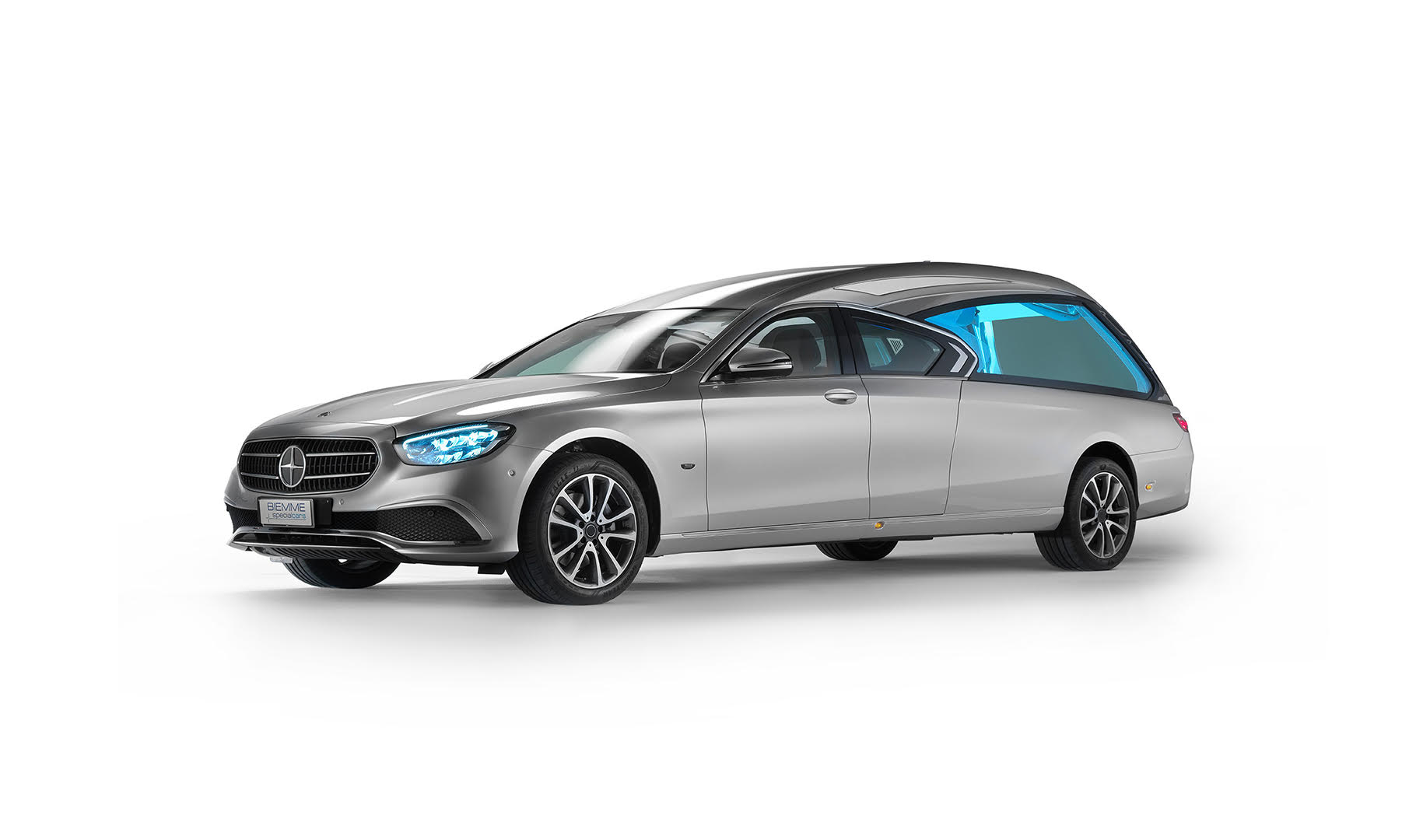 رولزرويس جوست ومرسيدس CLS تحصلان على نسخ مخصصة لنقل الموتى رولزرويس جوست ومرسيدس CLS تحصلان على نسخ مخصصة لنقل الموتى 4