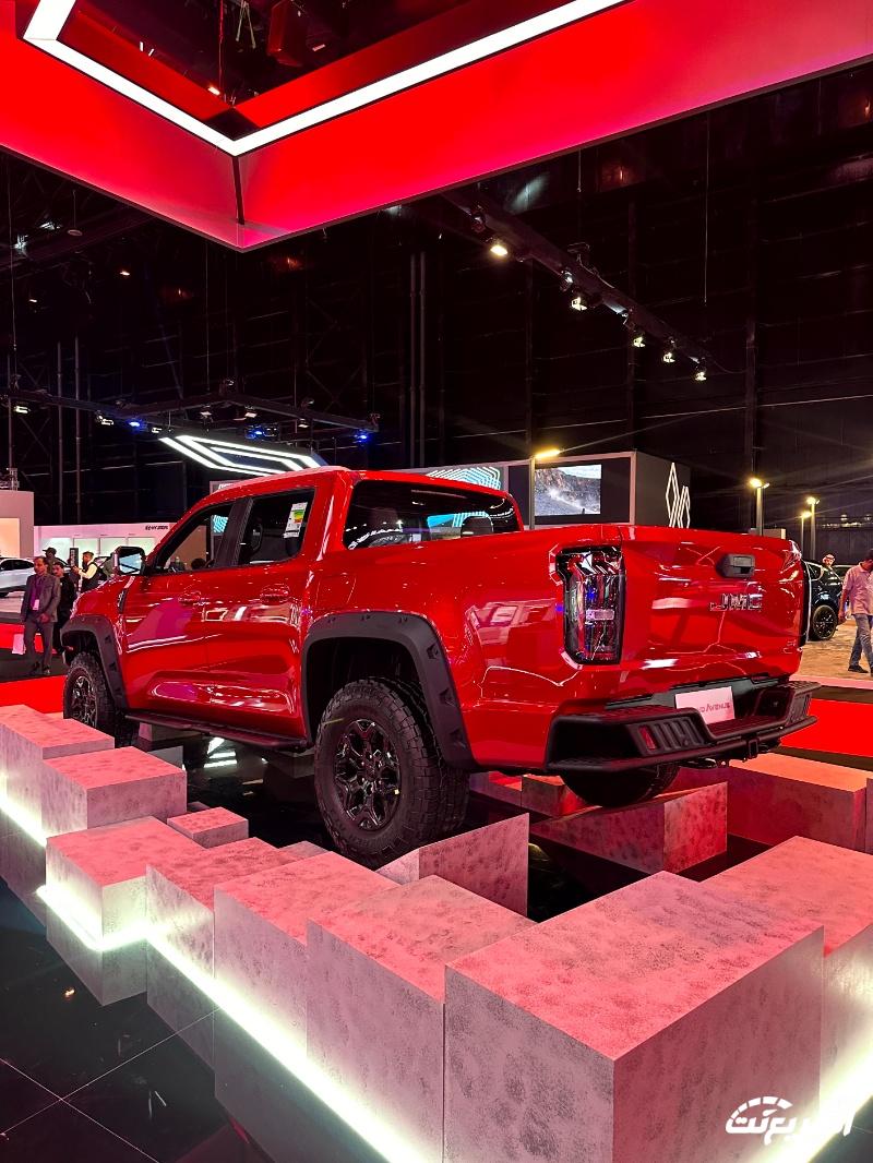 جاي ام سي JMC في معرض الرياض تكشف عن جراند افينيو بيك اب جاي ام سي JMC في معرض الرياض تكشف عن جراند افينيو بيك اب 16