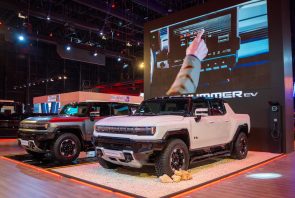 شركة الجميح للسيارات تكشف عن سيارة جي إم سي HUMMER EV الكهربائية لأول مرة في المملكة. 2