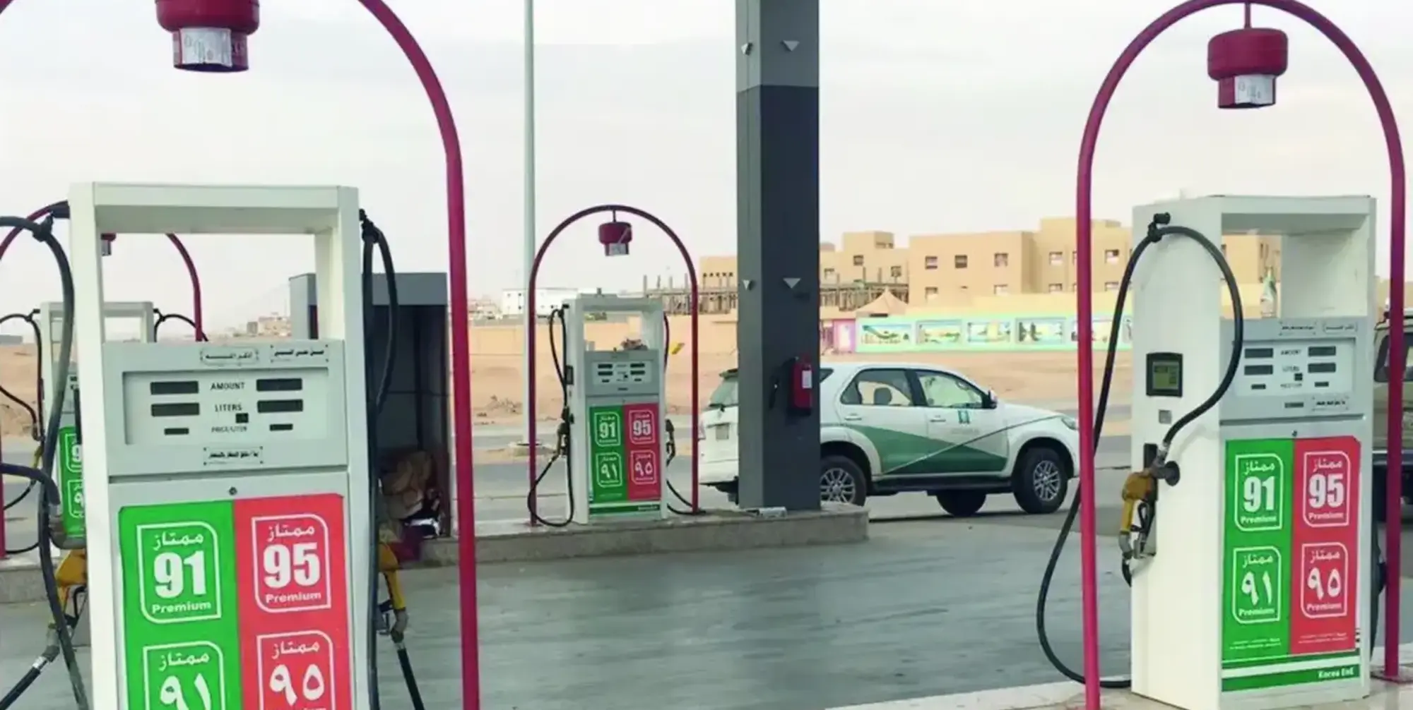 "التجارة" تكشف أبرز الاشتراطات لمراكز الخدمة ومحطات الوقود "التجارة" تكشف أبرز الاشتراطات لمراكز الخدمة ومحطات الوقود 2