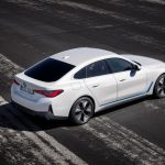 بي-ام-دبليو-الفئة-الرابعة-الكهربائية-2023-6