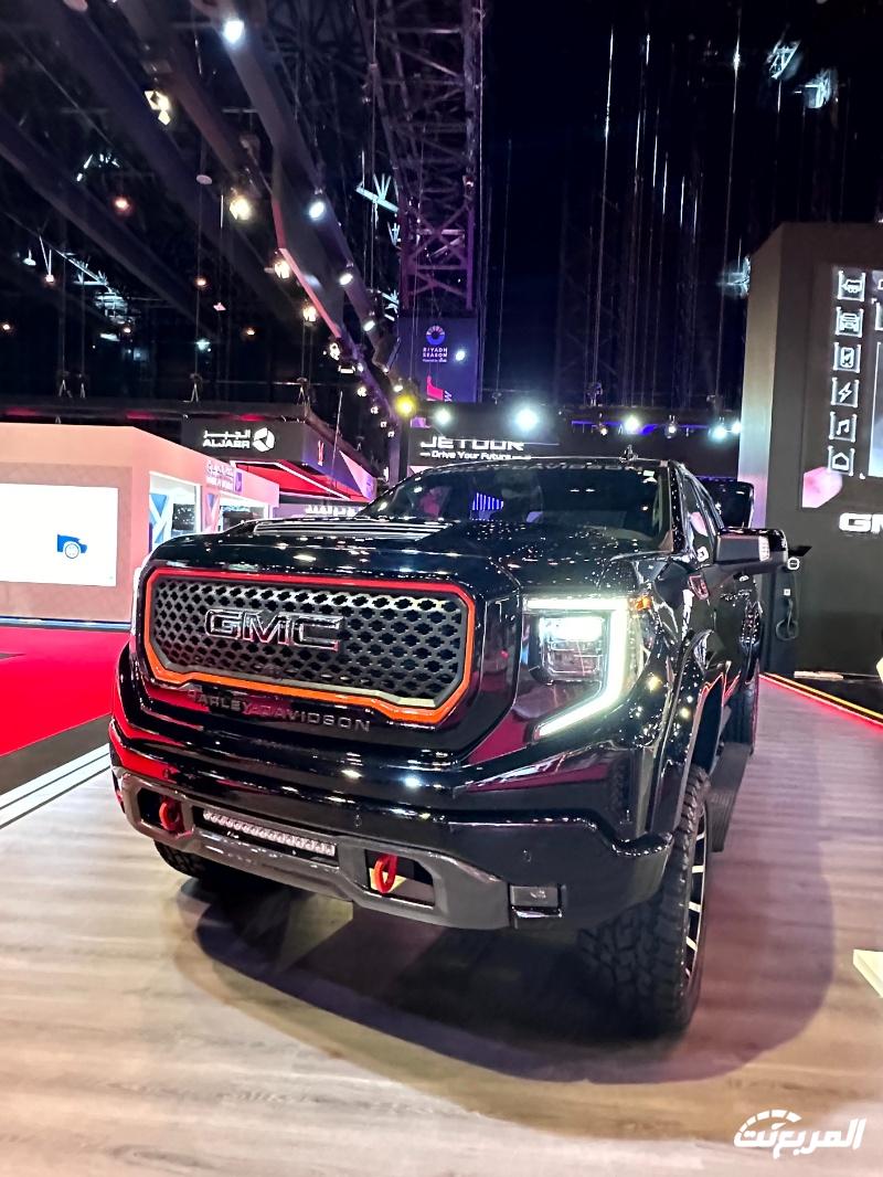 جنرال موتورز في معرض الرياض تكشف عن همر EV بيك اب و SUV استعدادا للإطلاق في السوق السعودي جنرال موتورز في معرض الرياض تكشف عن همر EV بيك اب و SUV استعدادا للإطلاق في السوق السعودي 17